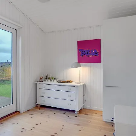 Holiday home Holiday Danja - 400m From The Sea In Nw Jutland By Interhome *