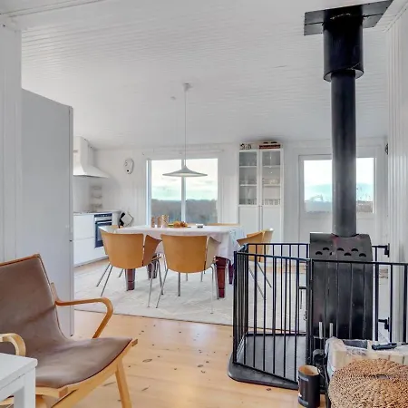 Holiday Danja - 400m From The Sea In Nw Jutland By Interhome Holiday home Hjorring