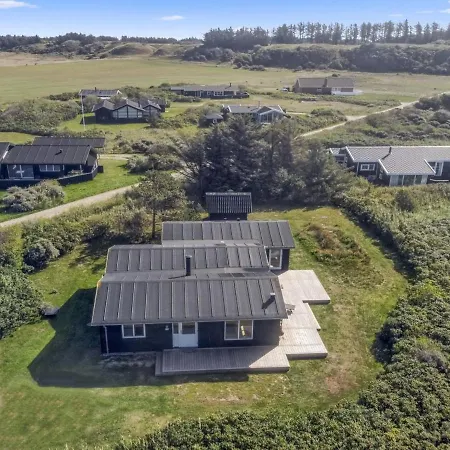Holiday Danja - 400m From The Sea In Nw Jutland By Interhome Holiday home Hjorring