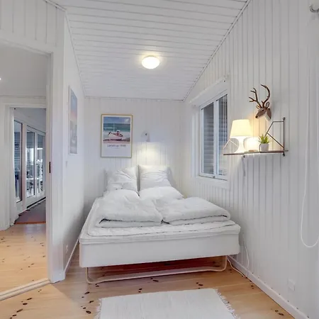 Holiday Danja - 400m From The Sea In Nw Jutland By Interhome Holiday home Hjorring