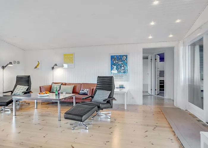 Danja - 300m From The Sea By Interhome * Йёрринг